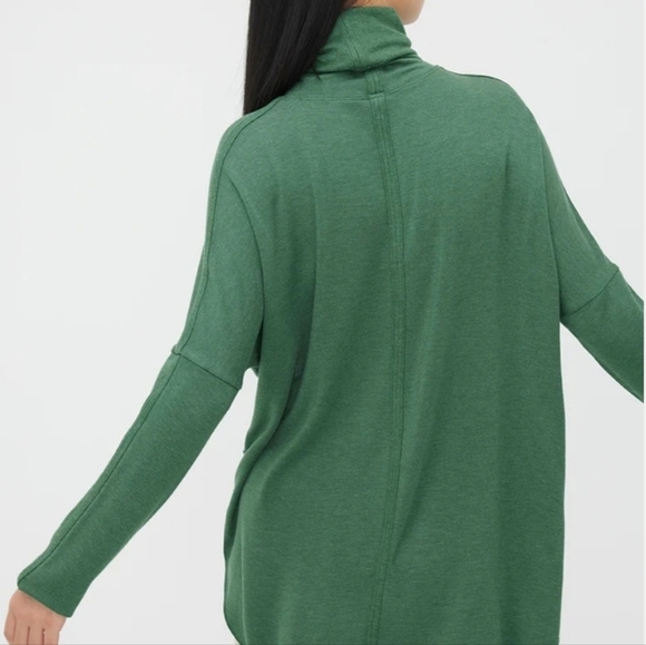 KIT AND ACE Burrow Turtleneck Pullover size XL - Picture 3 of 14